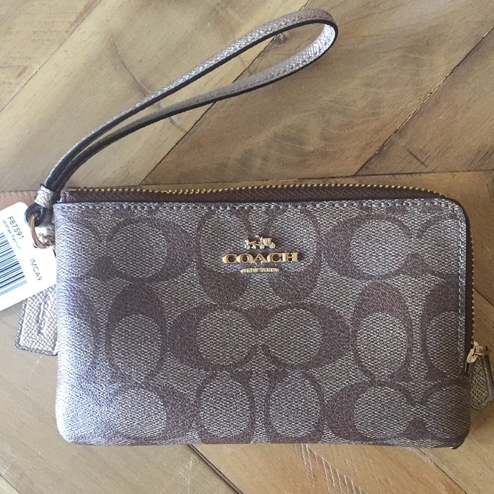 NEW Coach Wristlet
